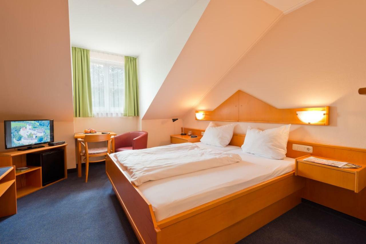 Hotel Hohenaschau アシャウ・イム・キームガウ エクステリア 写真